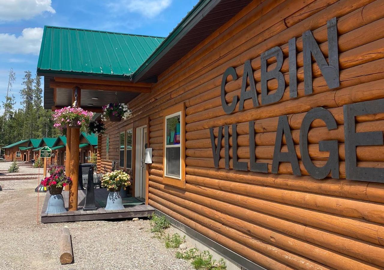 Cabin Village Island Park Exterior foto